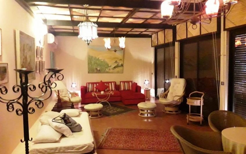 Vente Appart 240 m² vue piscine – 3 chambres et salon