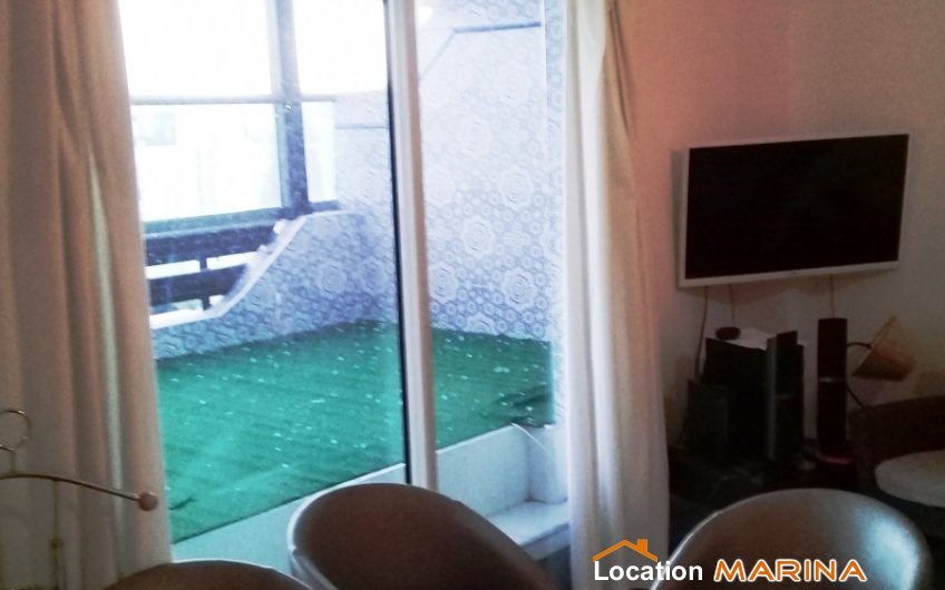 Vente Appart 300m vue Piscine & Mer – 3 chambres et salon