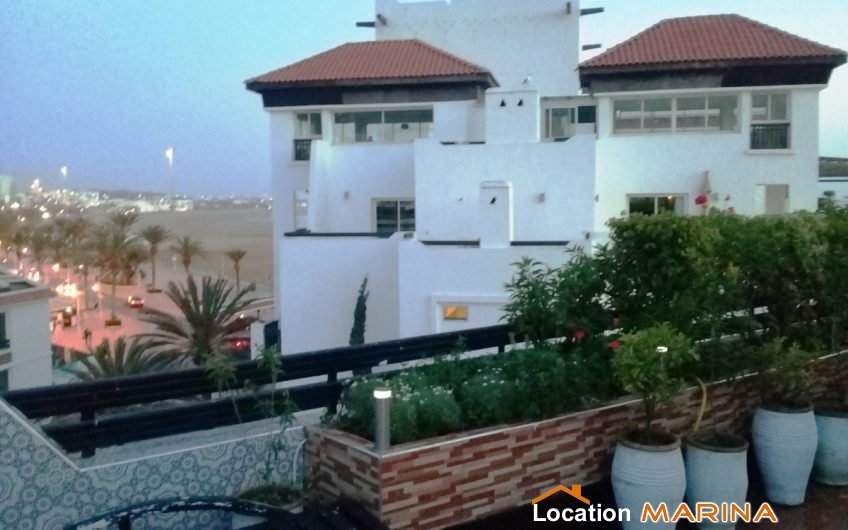 Vente Appart 300m vue Piscine & Mer – 3 chambres et salon