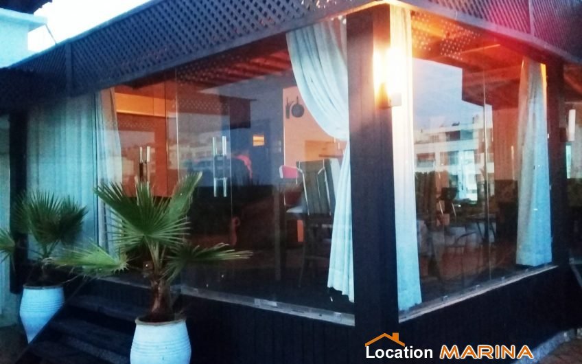 Vente Appart 300m vue Piscine & Mer – 3 chambres et salon